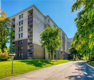 3189 KING Street E Unit# 711 | 3189 KING Street E Unit# 711, Kitchener - Photo 1