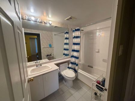 For Lease - 2155 Burnhamthorpe Road Unit# 711, Mississauga, Ontario - Photo 4