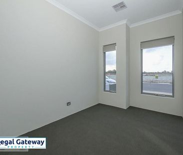 7 Geikie Glade, WANDI WA 6167 - Photo 5