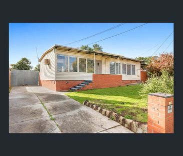 A Charming Home in a Convenient Location - Photo 4
