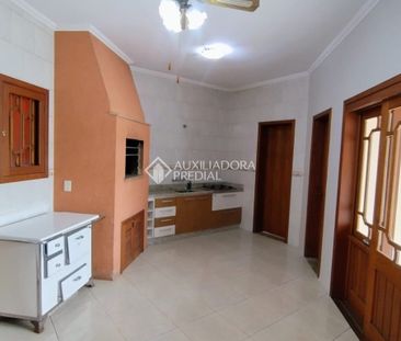 Sobrado com 5 quartos e 289m² para alugar em Moinhos de Vento, Canoas. - Foto 6