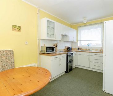2 bedroom house to rent - Photo 2