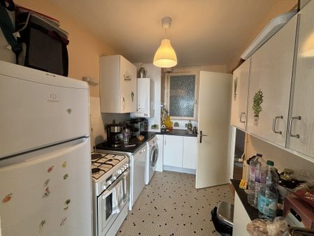 Location Appartement 3 pièces 73m² LES SABLES D OLONNE 85100 - Photo 4