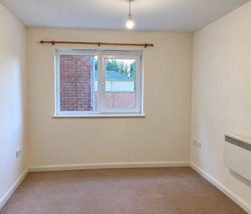 Radbrook Hall Court - Photo 3