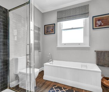 4 bedroom terraced house to rent - Photo 4