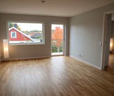 Järnvägsgatan 2 B, Löberöd - Photo 1