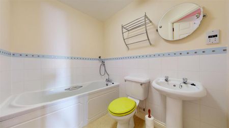 2 bedroom apartment to rent - Photo 5