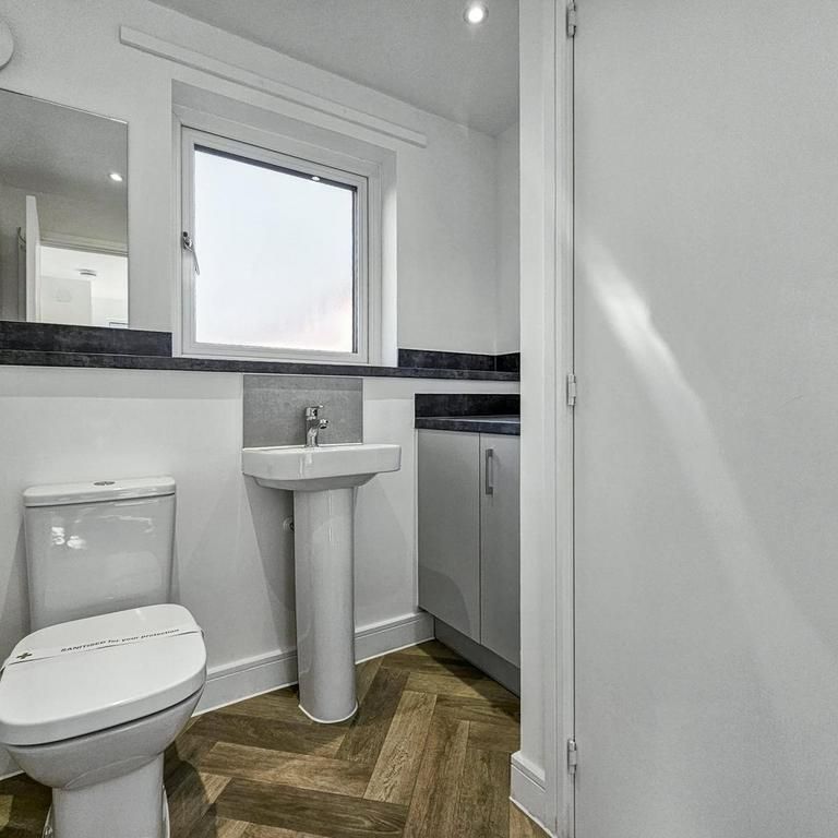 3 bedroom detached house to rent - Photo 1