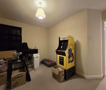 Regent Close, Halesowen, West Midland, B63 - Photo 1