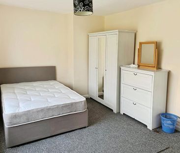 1 bedroom in a house share to rent - Photo 6