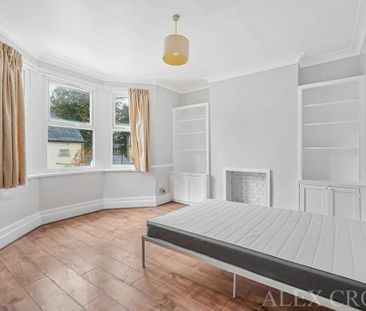 4 bedroom terraced house to rent - Photo 5