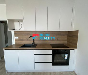 Pronájem bytu 1+kk a garsoniéry 35 m² - Photo 3