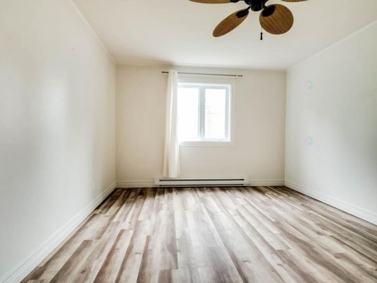 Maison de plain-pied à louer - Salaberry-de-Valleyfield (Salaberry-de-Valleyfield) Maison de plain-pied à louer - Salaberry-de-Valleyfield (Salaberry-de-Valleyfield) - Photo 1