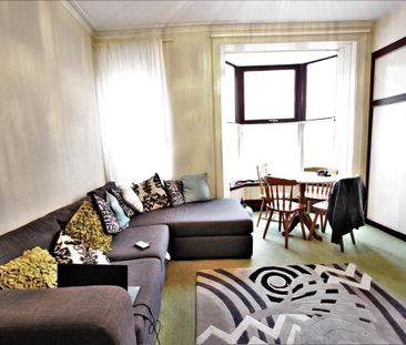 4 bedroom house to rent - Photo 2