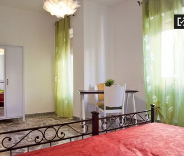 rome, Lazio 00166 - Photo 3