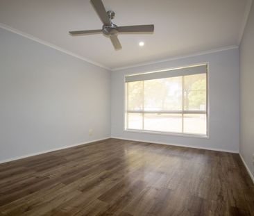 THREE BEDROOM FAMILY HOME - Photo 1