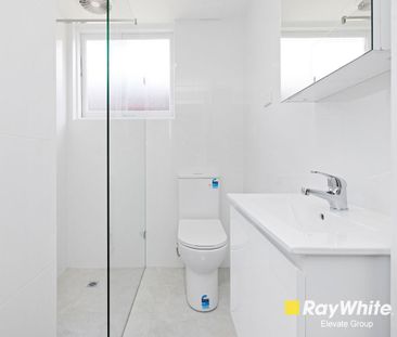 Stylish, Newly Renovated Two-Bedroom Apartment in a Quiet, Convenie... - Photo 1