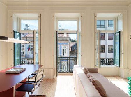 Rua de Álvares Cabral, Porto, Braga 4050-041 - Photo 3