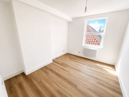 One Bedroom Apartment To Let in Orwell Place - Photo 5