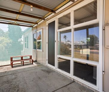 Spacious Family Home in Eaton - Photo 5