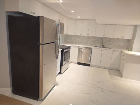 For Lease - 312 Cochrane Street Unit# Lower Level, Whitby, Ontario - Photo 3