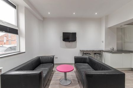 Stratford Road, Newcastle Upon Tyne - Photo 2