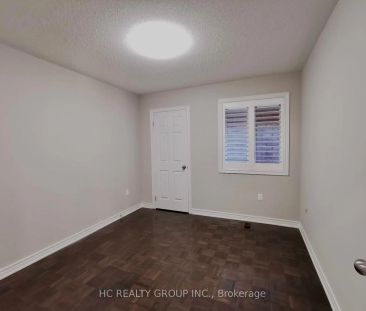 Detached Home For Lease | N9250703 - Photo 4