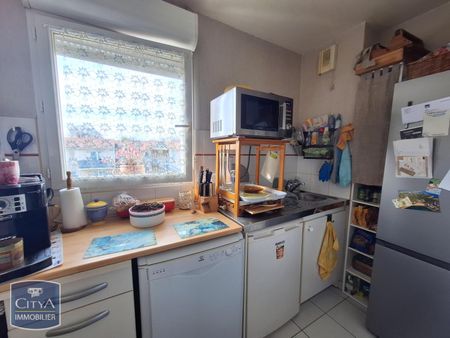 Location Appartement 2 pièces 50m² BEAUNE LES MINES 87280 - Photo 3
