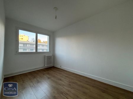 Location Appartement 3 pièces 55m² ST ETIENNE 42100 - Photo 3
