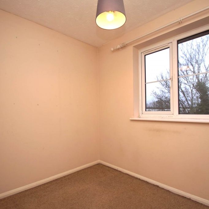 2 bed Apartment for rent - Photo 1