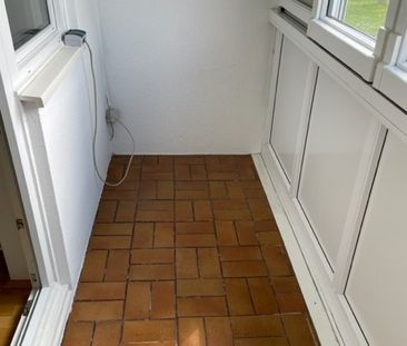 2 Raum-Wohnung mit Loggia in ruhiger Lage im 1. Stock **Lift** - Foto 2