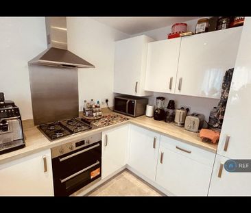 1 bedroom in a house share to rent - Photo 6