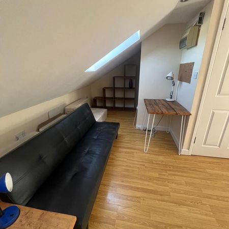 Studio to rent - Photo 4