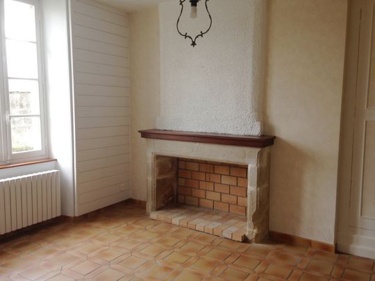 Location Maison 5 pièces 182m² MEILHAN SUR GARONNE 47180 - Photo 1