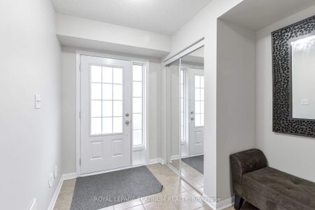 For Lease - 12 Ganton Heights, Brampton, Ontario - Photo 5