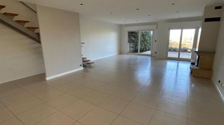 Tout savoir sur cette maison à Bossey - Photo 2