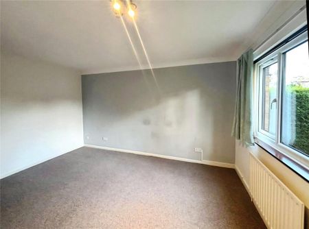 4 bedroom detached house to rent - Photo 4