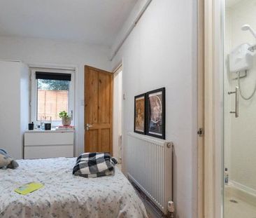 3 bedroom property to rent - Photo 1