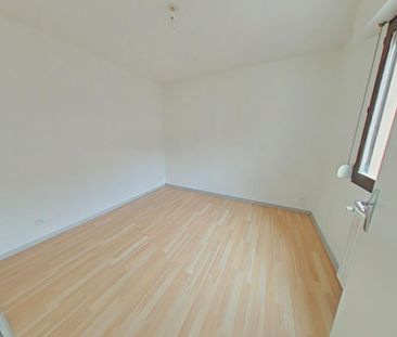 Location Appartement 2 pièces 37m² ROMANS SUR ISERE 26100 - Photo 3