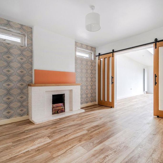 3 bedroom detached house to rent - Photo 1