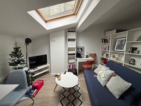 Location Appartement 1 pièce 25m² BORDEAUX 33000 - Photo 2