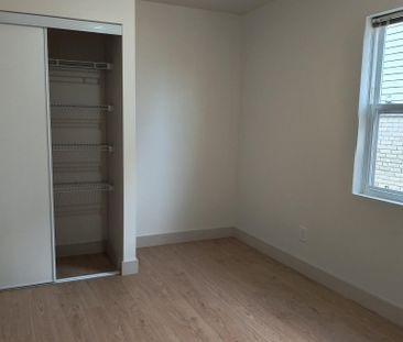 McHutcheon Loft Apartments - Photo 5