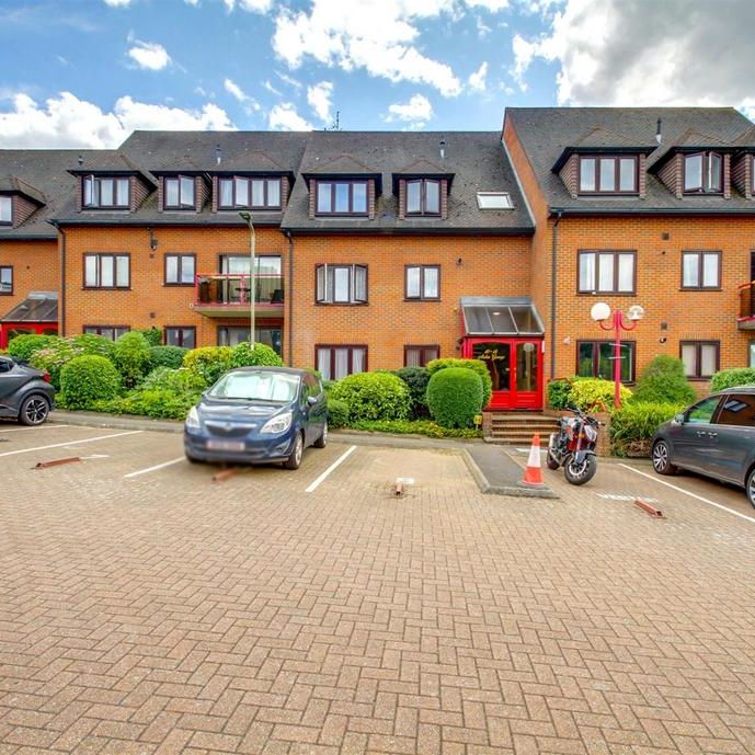 1 bedroom flat to rent - Photo 1