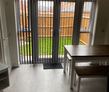 2 Bed Flat, Mistle Court, CV4 - Photo 3