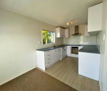Well-presented 3-bedroom unit in New Lynn - Photo 6