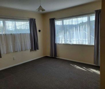 Spacious and bright in City End Karori - Photo 3