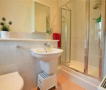 4 bedroom townhouse to rent - Photo 4