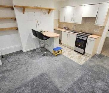 Cliff Bridge Place, Scarborough, YO11 - Photo 3