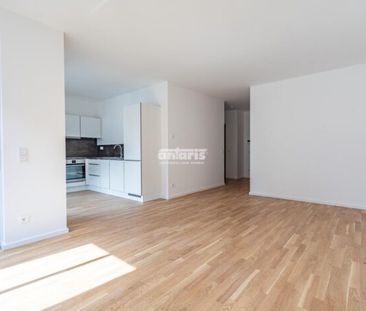 ** Moderne 3-Raum-Wohnung mit LOGGIA und EINBAUKÜCHE direkt im Zent... - Photo 5