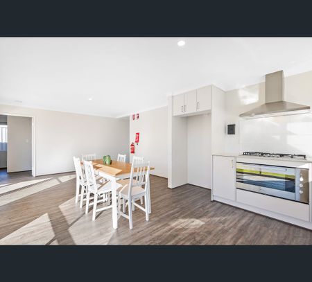 12 Segundo Street, Madora Bay, WA 6210 - Photo 4